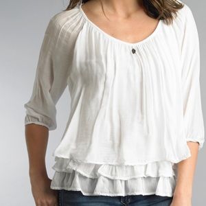 Lightweight Tiered Top